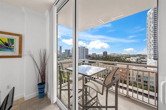 3 of 39 - 2000 N Bayshore Drive #1502, Miami, FL