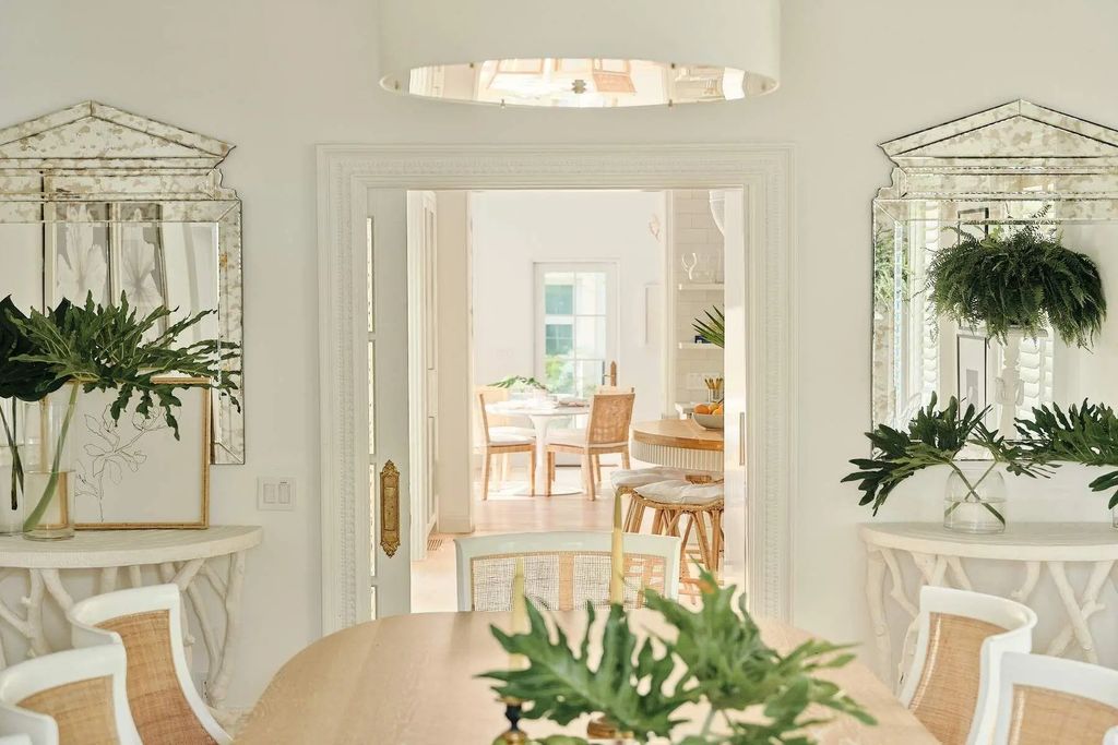 130 Brazilian Avenue, Palm Beach