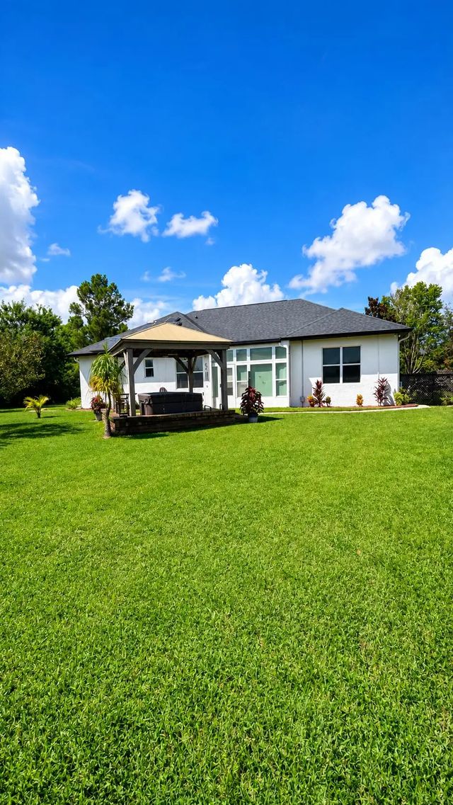 3 of 19 - 5422 Columbus Boulevard, Sebring, FL
