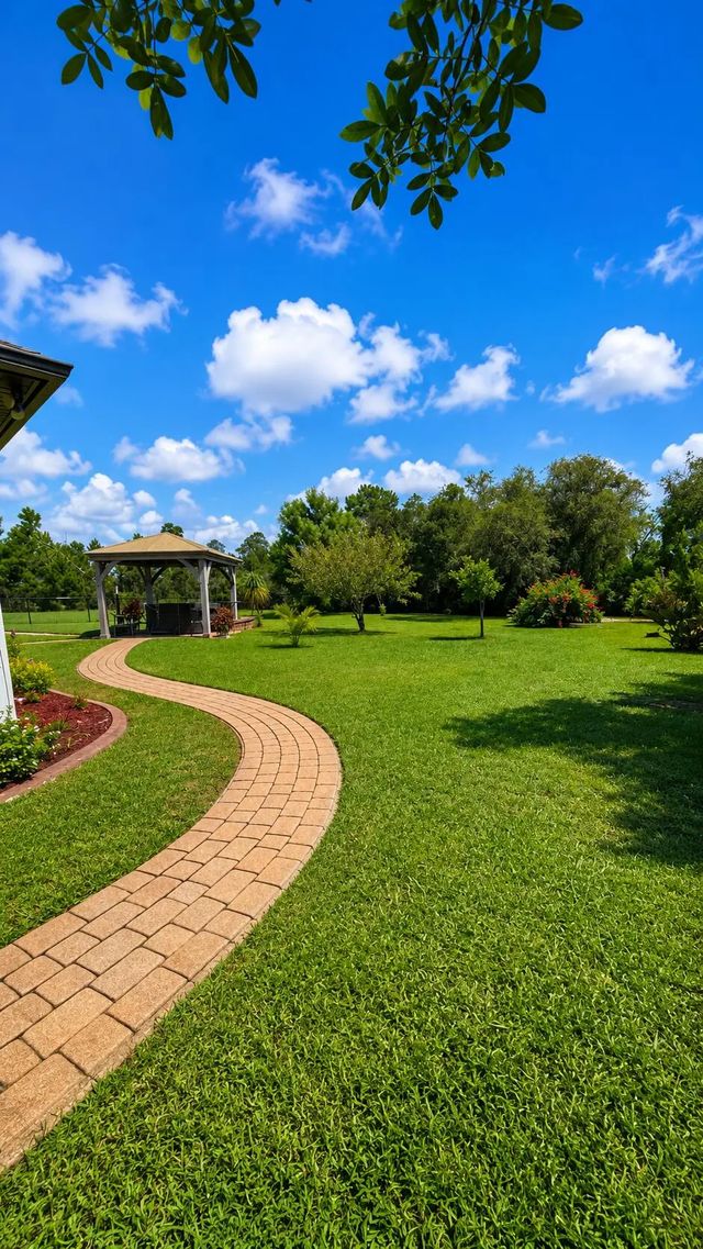 5 of 19 - 5422 Columbus Boulevard, Sebring, FL