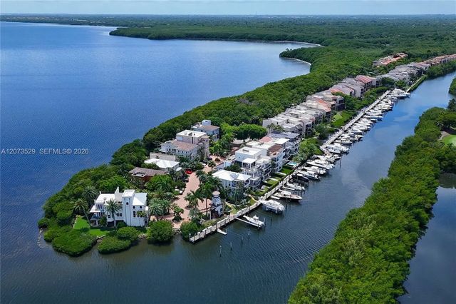 4 of 7 - 6200 Sw 152nd Street, Palmetto Bay, FL