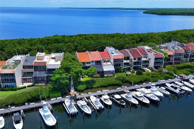 5 of 7 - 6200 Sw 152nd Street, Palmetto Bay, FL