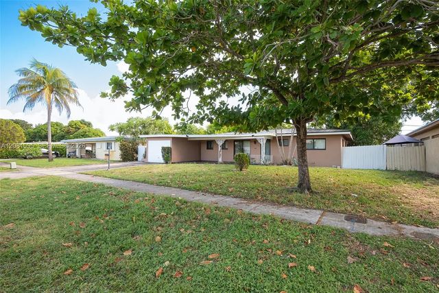 2 of 31 - 1024 Long Island Avenue, Fort Lauderdale, FL