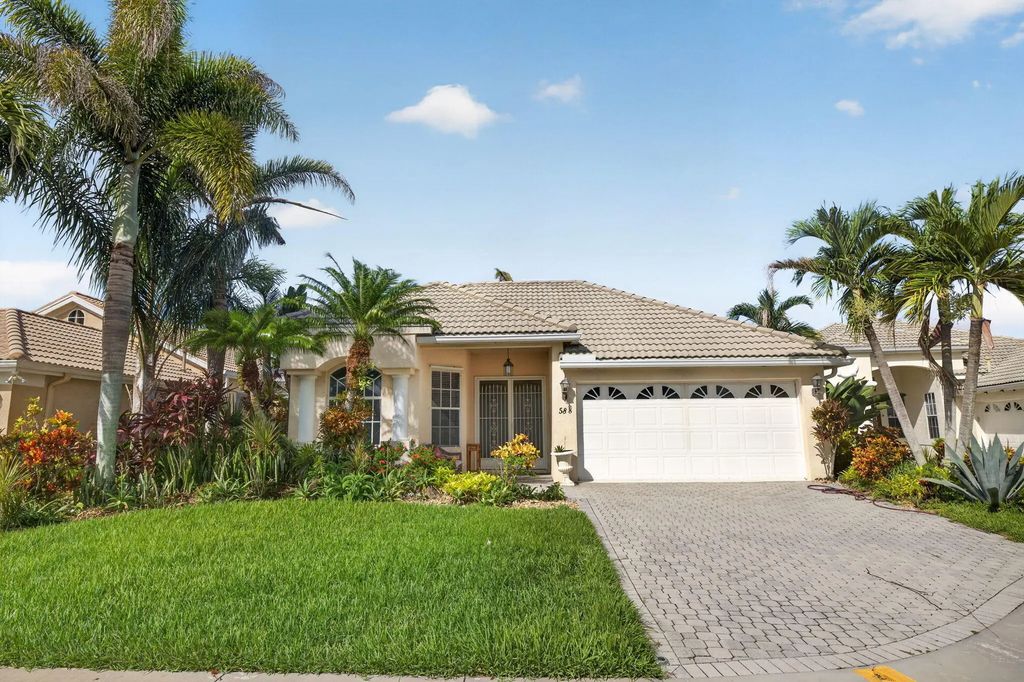 588 Sw Saint Johns Bay, Port St. Lucie