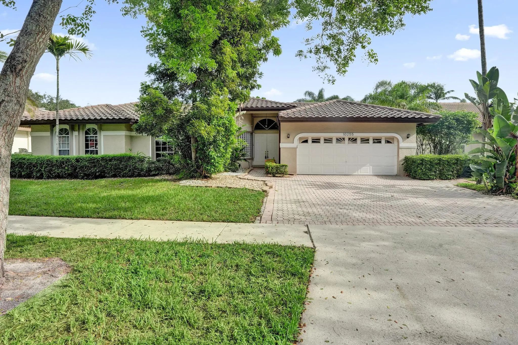 10255 Guatemala Street, Cooper City