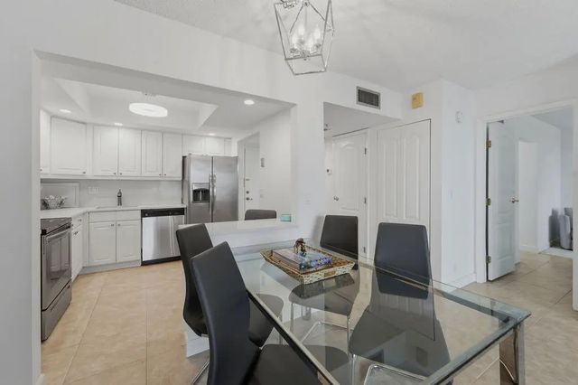 4 of 27 - 5440 N Ocean Drive #203, Singer Island, FL