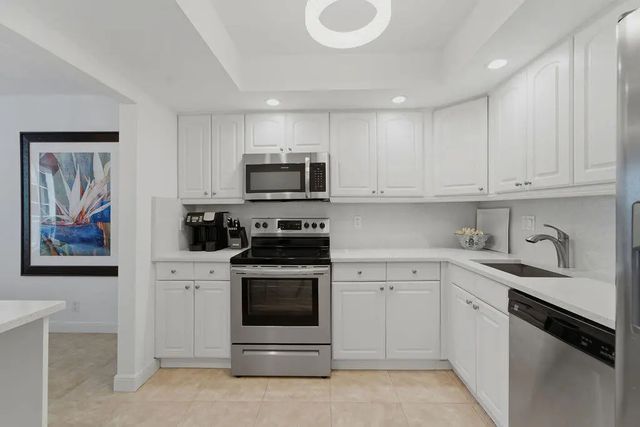 5 of 27 - 5440 N Ocean Drive #203, Singer Island, FL