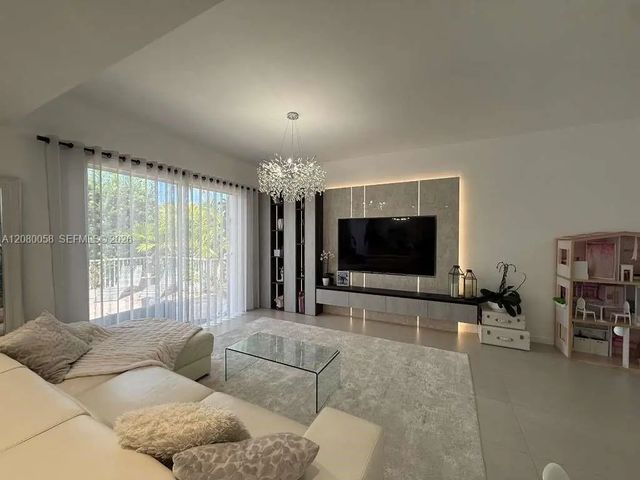 3 of 56 - 3123 Ne 210th Street, Aventura, FL