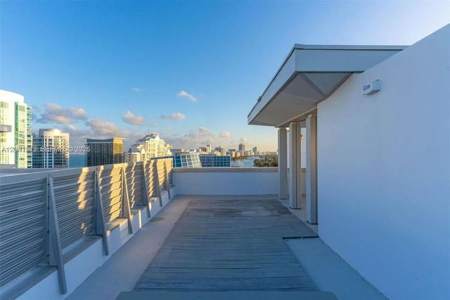 5 of 23 - 201 Aqua Avenue #ph4, Miami Beach, FL