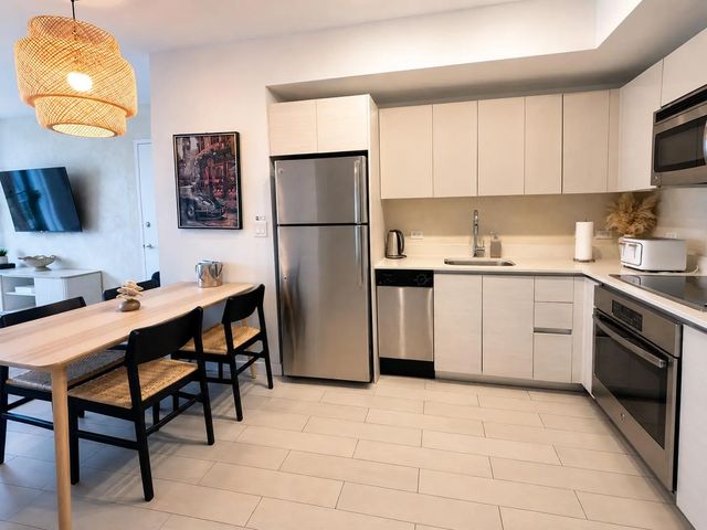 2 of 7 - 2602 E Hallandale Beach Boulevard #r403, Hallandale Beach, FL