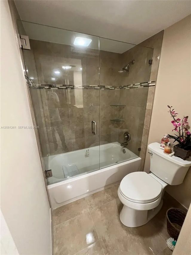 5 of 12 - 10777 W Sample Road #301, Coral Springs, FL