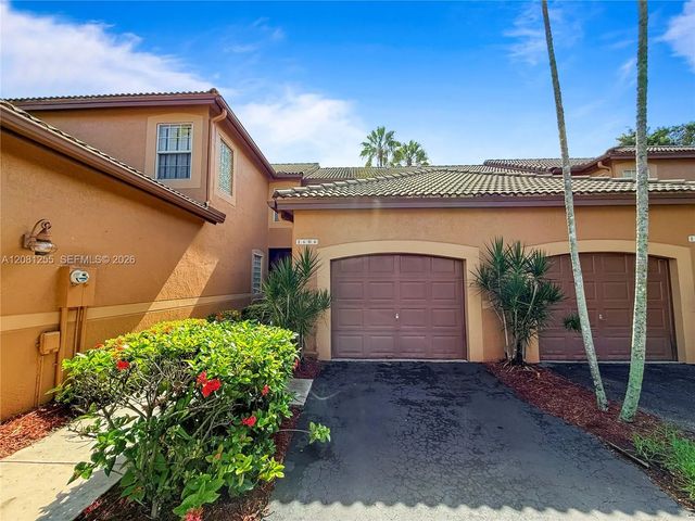 1606 Veracruz Lane, Weston
