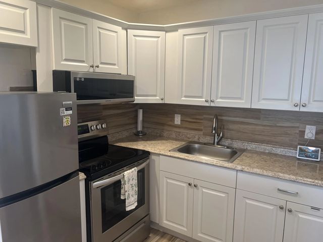 4 of 12 - 79 Dorset B, Boca Raton, FL
