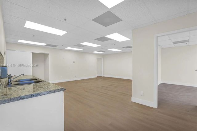 2691 E Oakland Park Boulevard #401, Fort Lauderdale