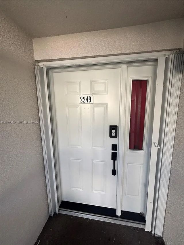 2249 Se 27th Drive #106-d, Homestead
