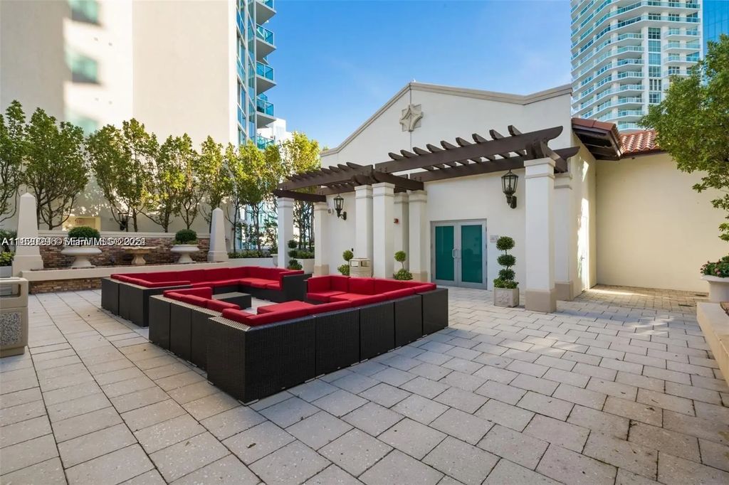 1121 Cactus Terrace #203, Delray Beach