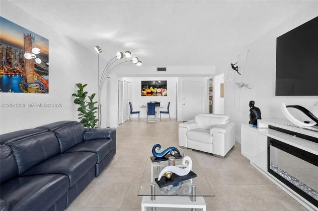 2 of 33 - 7787 Sw 86th Street #e-409, Miami, FL