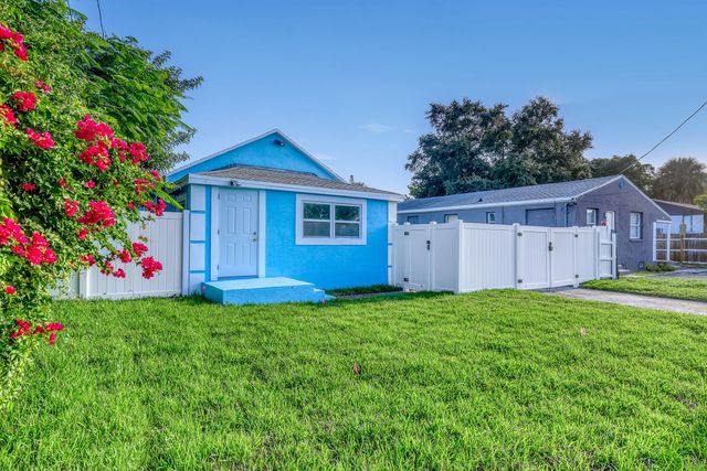 180 W 15th Street, Riviera Beach