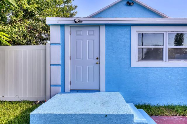 5 of 45 - 180 W 15th Street, Riviera Beach, FL