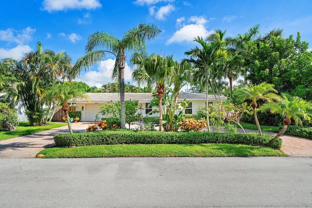 2 of 49 - 2641 Ne 52nd Street, Lighthouse Point, FL