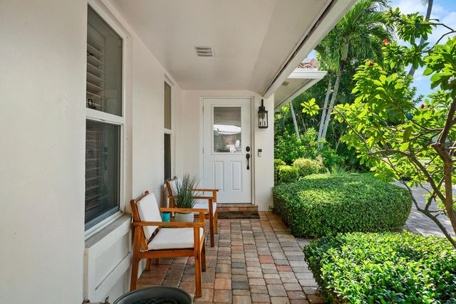 4 of 49 - 2641 Ne 52nd Street, Lighthouse Point, FL