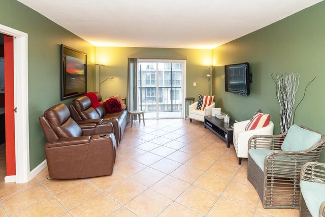 2 of 21 - 1750 Nw 3rd Terrace #205c, Fort Lauderdale, FL