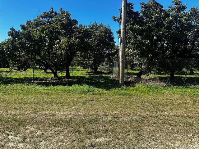 5 of 10 - 179xx Sw 182 Avenue, Miami, FL