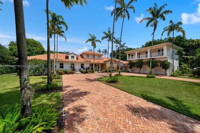 6235 Rolling Road Drive, Pinecrest