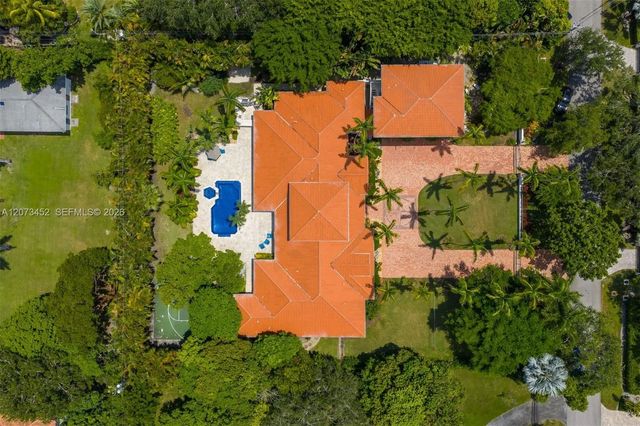 3 of 20 - 6235 Rolling Road Drive, Pinecrest, FL