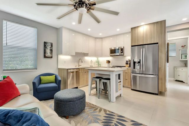 5 of 28 - 397 Sundial Circle #397, Margate, FL