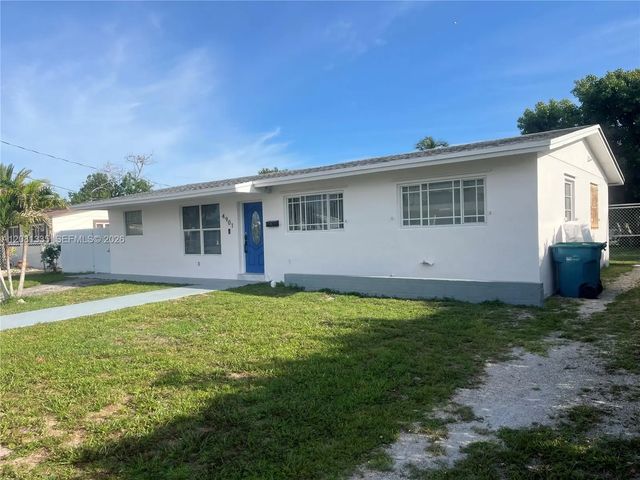 3 of 43 - 4901 Nw 177th Street, Miami Gardens, FL