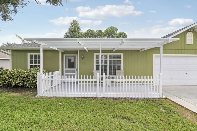 3 of 36 - 1137 Sw Curtis Street, Port St. Lucie, FL