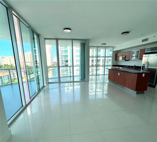 3131 Ne 188th Street #1-801, Aventura