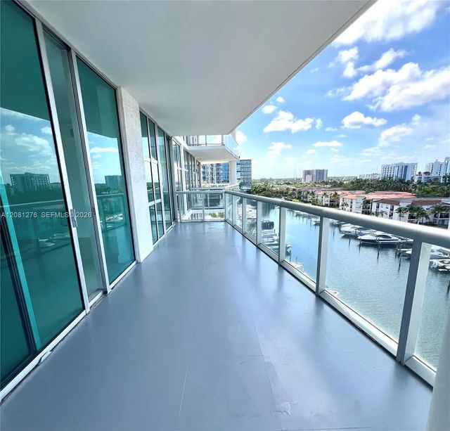 3 of 20 - 3131 Ne 188th Street #1-801, Aventura, FL