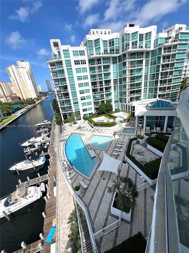 5 of 20 - 3131 Ne 188th Street #1-801, Aventura, FL