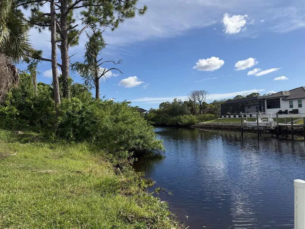 1277 Liggett Circle, Port Charlotte