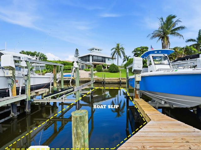 4564 Se Robertson Road, Stuart