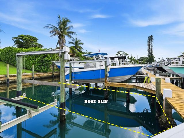 2 of 6 - 4564 Se Robertson Road, Stuart, FL