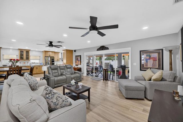 4 of 49 - 1916 Quail Court, Fort Pierce, FL
