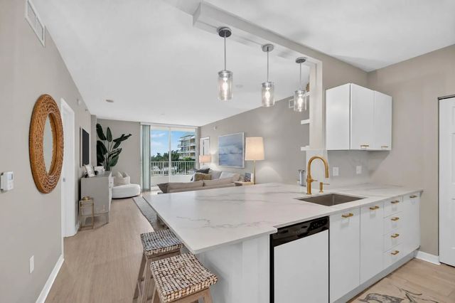 2 of 51 - 625 Casa Loma Boulevard #506, Boynton Beach, FL