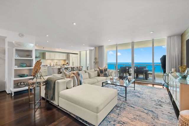 4 of 39 - 101 S Fort Lauderdale Beach Boulevard #2303, Fort Lauderdale, FL