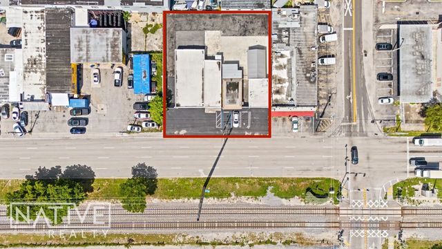 2 of 39 - 225 N Dixie Highway, Hallandale Beach, FL