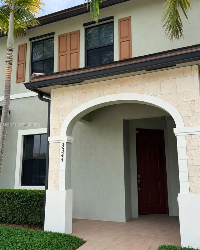 3344 W 105th Terrace, Hialeah