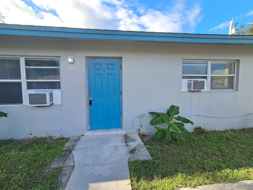 312 Decordre Court #b, Fort Pierce