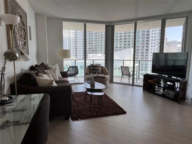 1300 Brickell Bay Drive #2610, Miami