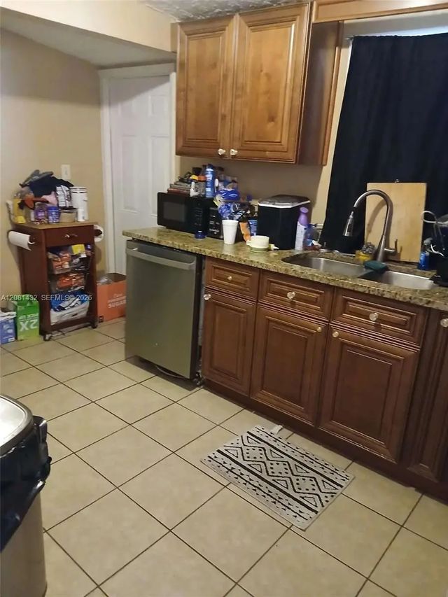 3 of 14 - 5424 Blue Grass Street, Orlando, FL