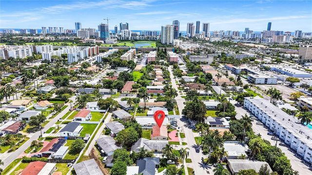 2 of 37 - 903 Ne 2nd Street, Hallandale Beach, FL