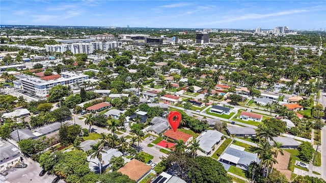 3 of 37 - 903 Ne 2nd Street, Hallandale Beach, FL