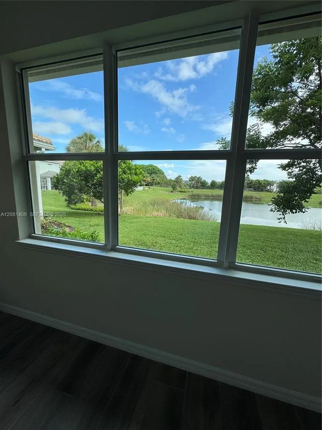 4 of 23 - 4729 Greenway Drive, Hollywood, FL