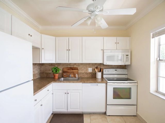 551 Nw 80th Terrace #203, Margate